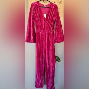 A New Day Pink Velvet Jumpsuit Size SMALL NWT Vibrant Pink VALENTINES DAY 💕